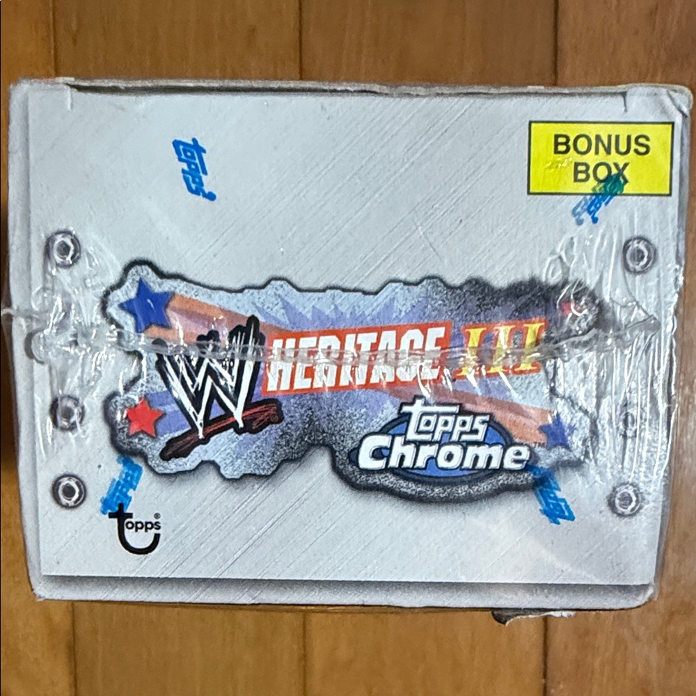 WWE Heritage III Chrome 8-Pack Blaster Box (Topps 2008) - Picture 6 of 6